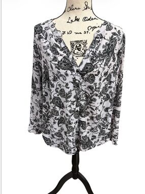 Sarah Michelle beige and black floral tunic V-neck and roll-tab sleeves size 1X